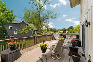 7490 Ledgewood Dr, Fenton, MI 48430 - Photo 31