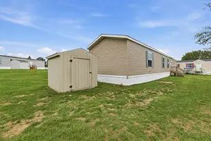 1301 Shadowridge Dr, Wayland, MI 49348 - Photo 5