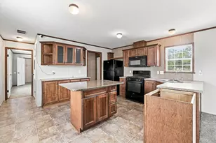 1301 Shadowridge Dr, Wayland, MI 49348 - Photo 11