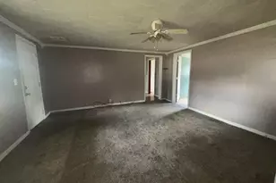 421 W Railroad St, Dowagiac, MI 49047 - Photo 5
