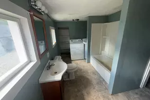 421 W Railroad St, Dowagiac, MI 49047 - Photo 11