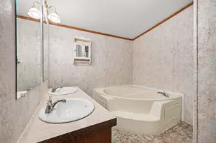 611 Locust St, Howard City, MI 49329 - Photo 17