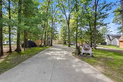 9893 N Aqua Drive, Irons, MI 49644 - Photo 5