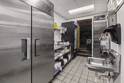 111 & 107 W Ludington Avenue, Ludington, MI 49431 - Photo 21