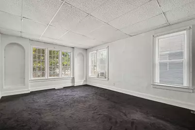 1088 Ogden Avenue, Benton Harbor, MI 49022 - Photo 9