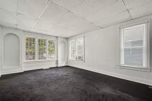 1088 Ogden Ave, Benton Harbor, MI 49022 - Photo 9