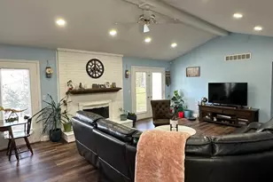 5017 Saffron Dr, Troy, MI 48085 - Photo 13