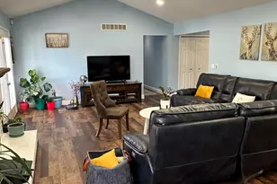 5017 Saffron Dr, Troy, MI 48085 - Photo 17