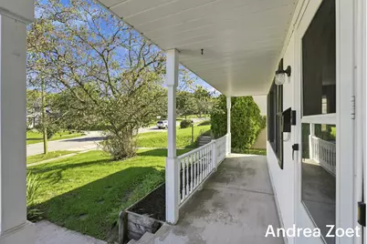 1044 Lockridge Drive NE, Grand Rapids, MI 49505 - Photo 3