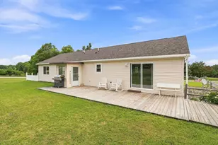 2020 Lakeview Ln, Alanson, MI 49706 - Photo 9
