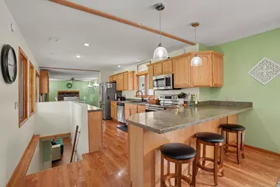12996 Bayview Drive, Vicksburg, MI 49097 - Photo 7