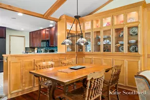 2116 Shetland Dr NE, Grand Rapids, MI 49505 - Photo 17