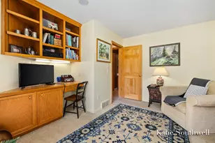 2116 Shetland Dr NE, Grand Rapids, MI 49505 - Photo 25