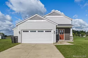 2809 Ivy Ln, Middleville, MI 49333 - Photo 3