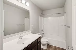 1181 Weatherstone Ln, Howell, MI 48843 - Photo 5