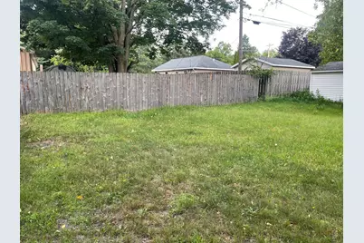 217 S Apple Avenue, Hart, MI 49420 - Photo 3