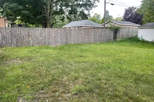 217 S Apple Ave, Hart, MI 49420 - Photo 3