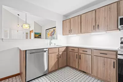 10 Oxford Court, Dearborn, MI 48124 - Photo 11