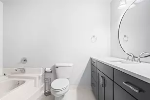 10 Oxford Ct, Dearborn, MI 48124 - Photo 21