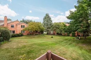 10 Oxford Ct, Dearborn, MI 48124 - Photo 25