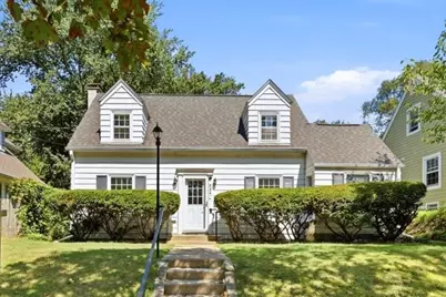 526 Montrose Avenue, Kalamazoo, MI 49008 - Photo 1