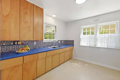 526 Montrose Avenue, Kalamazoo, MI 49008 - Photo 15