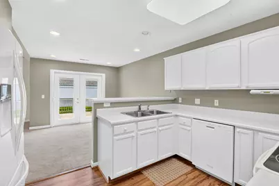 282 Ashton Lake Drive, Battle Creek, MI 49015 - Photo 9