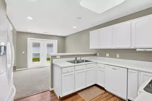 282 Ashton Lake Dr, Battle Creek, MI 49015 - Photo 9