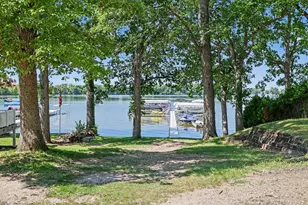 745 Waterfront Dr, Coldwater, MI 49036 - Photo 25