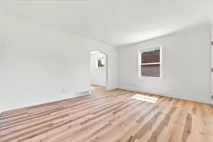 20024 Meyers Rd, Detroit, MI 48235 - Photo 11