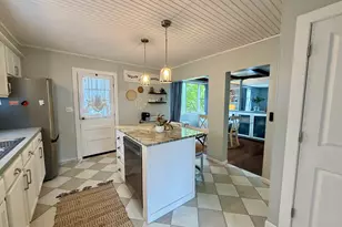 404 W Court St, Ludington, MI 49431 - Photo 9