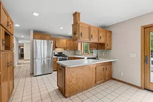 2630 Glencairin Dr NW, Grand Rapids, MI 49504 - Photo 15