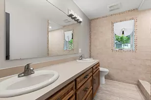 2630 Glencairin Dr NW, Grand Rapids, MI 49504 - Photo 47