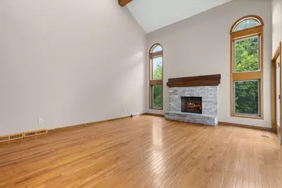 2630 Glencairin Drive NW, Grand Rapids, MI 49504 - Photo 7