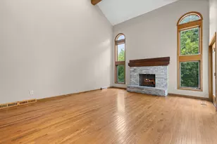 2630 Glencairin Dr NW, Grand Rapids, MI 49504 - Photo 7