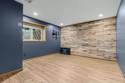 2630 Glencairin Drive NW, Grand Rapids, MI 49504 - Photo 45