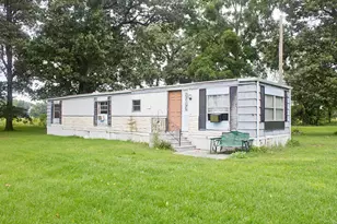 54040 92nd Ave, Dowagiac, MI 49047 - Photo 1