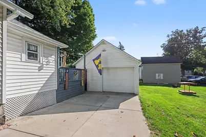 812 6th Avenue, Lake Odessa, MI 48849 - Photo 23