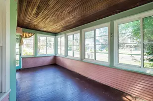 210 S Elm St, Three Oaks, MI 49128 - Photo 5