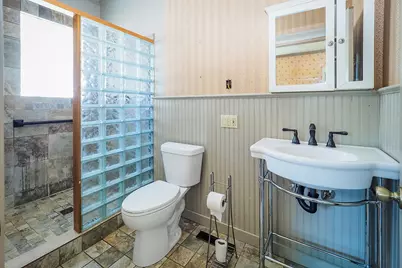 210 S Elm Street, Three Oaks, MI 49128 - Photo 23