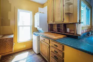 210 S Elm St, Three Oaks, MI 49128 - Photo 17