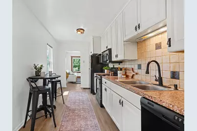 934 Diamond Avenue NE, Grand Rapids, MI 49503 - Photo 9