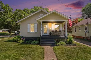 934 Diamond Ave NE, Grand Rapids, MI 49503 - Photo 1