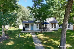 1514 E Cove Point Dr, Newaygo, MI 49337 - Photo 1