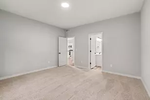 2098 Kristin Ct, Muskegon, MI 49442 - Photo 9