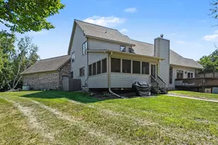 8819 Webster Hills Rd, Dexter, MI 48130 - Photo 29