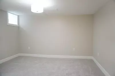 940 Lakeside Drive SE, East Grand Rapids, MI 49506 - Photo 23