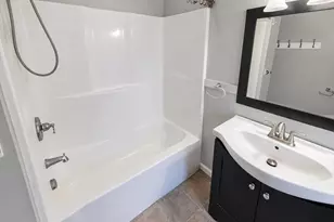1115 Merrill St, Kalamazoo, MI 49008 - Photo 11