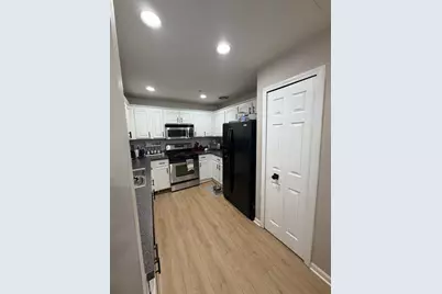 16896 Farmington Road, Livonia, MI 48154 - Photo 9