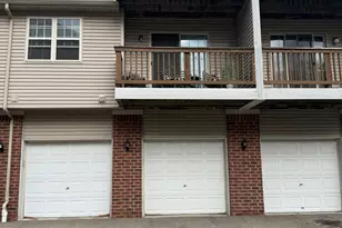 16896 Farmington Rd, Livonia, MI 48154 - Photo 3
